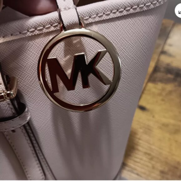 Michael Kors Jet Set Travel Powder Blush‎ Leather Shoulder Tote NWT" - Picture 6 of 9